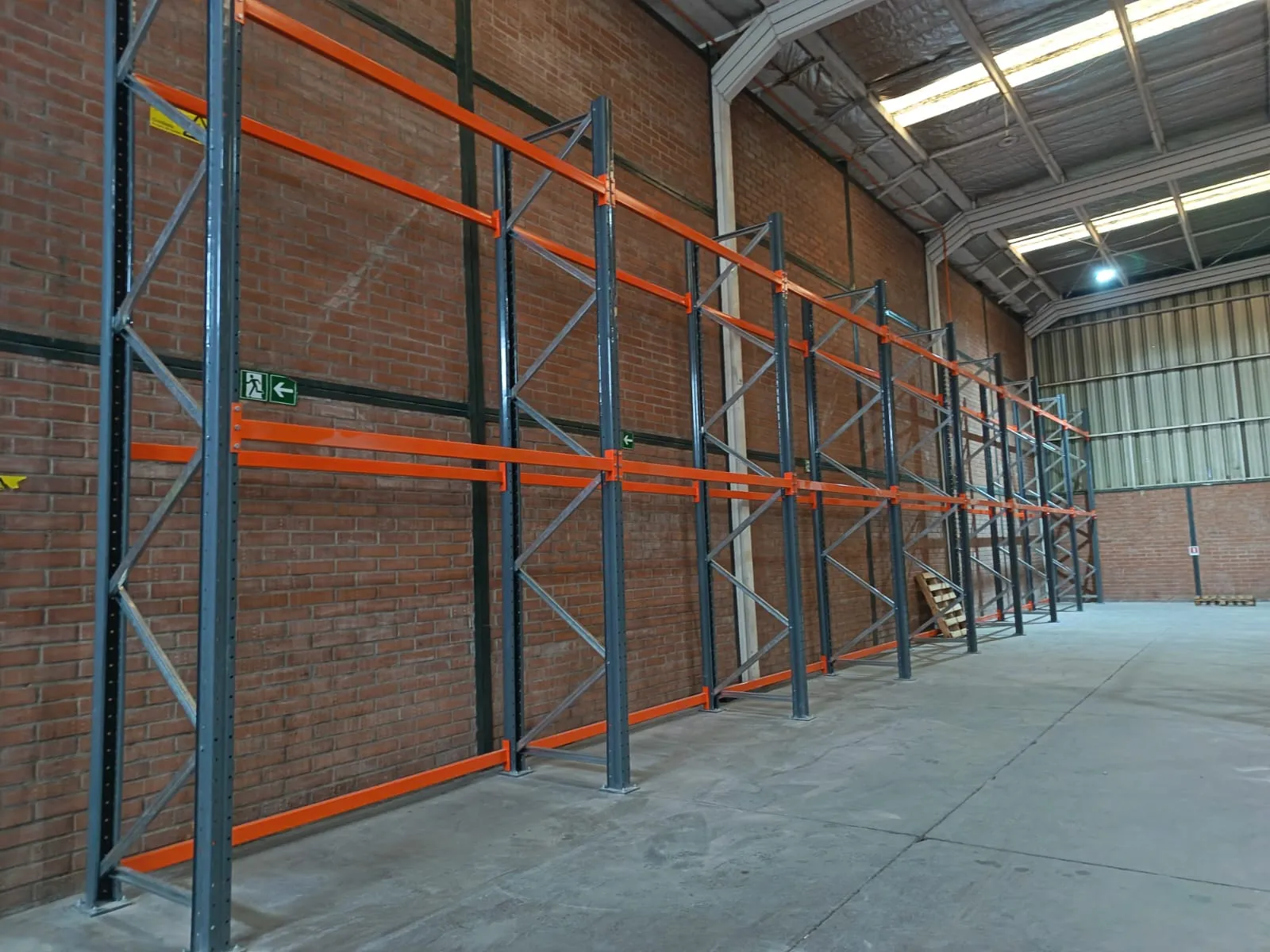 Proyecto de Racks Selectivos para Empresa de Logística - foto 1