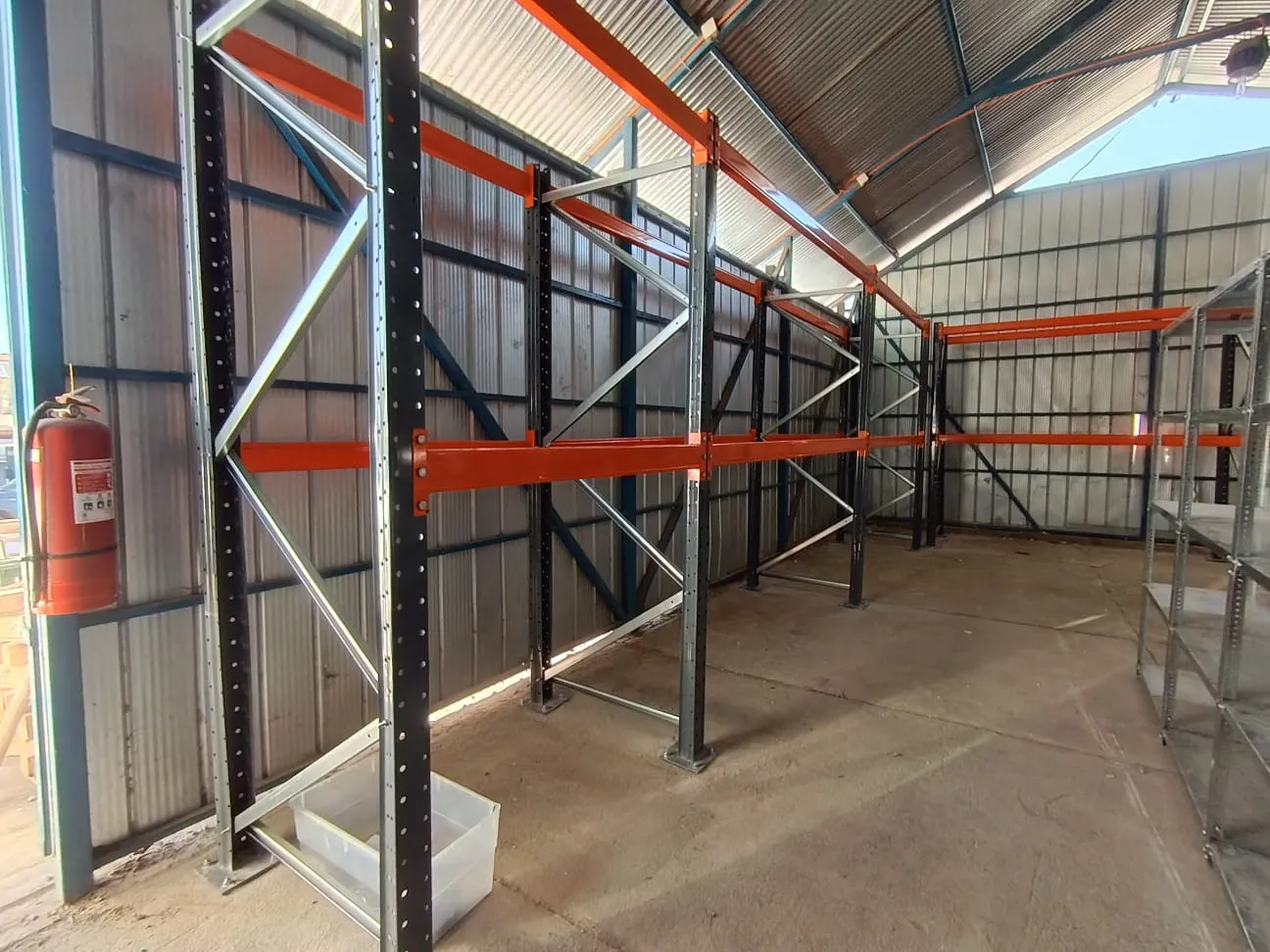 Proyecto de Rack Selectivo y Ángulo Ranurado en Quilpué - foto 3